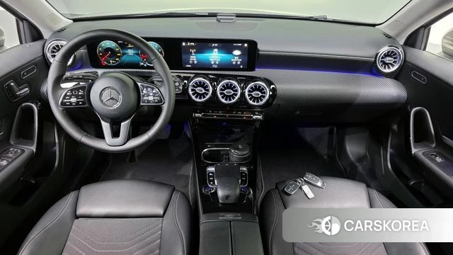 Mercedes-Benz A-Class W177 id 4424379 из Кореи 27