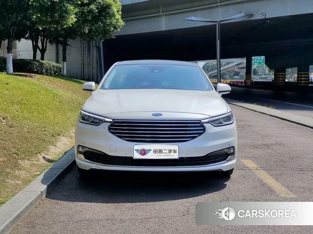 Ford Taurus id 4380583 из Китая 8
