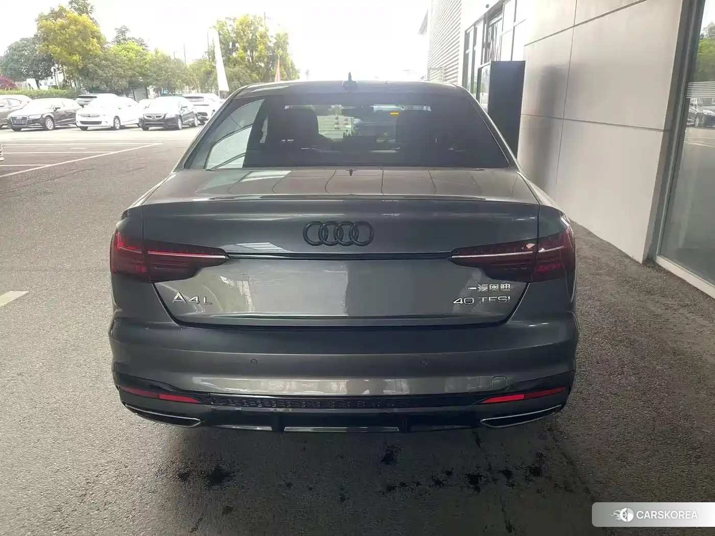 Audi A4L id 4685912 из Китая 7