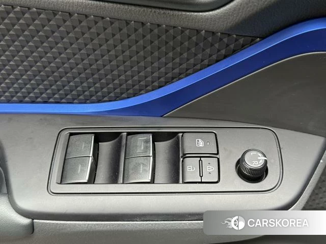 Toyota C-HR id 4255769 из Китая 22