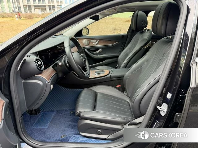Mercedes-Benz E-class id 4276836 из Китая 16