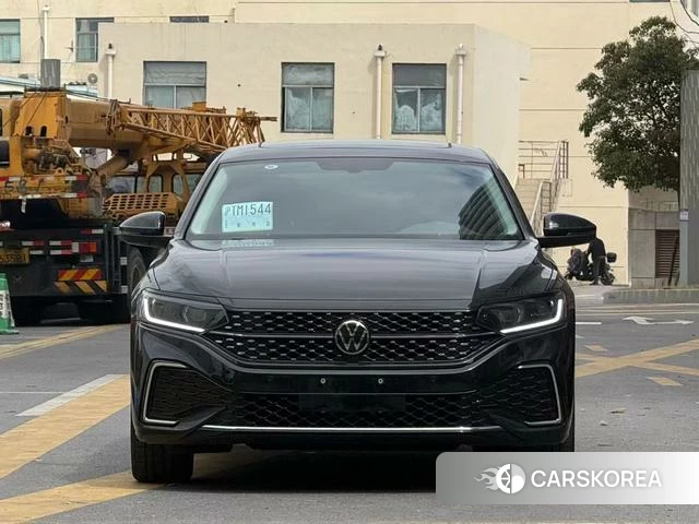 Volkswagen Passat id 4211066 из Китая 7