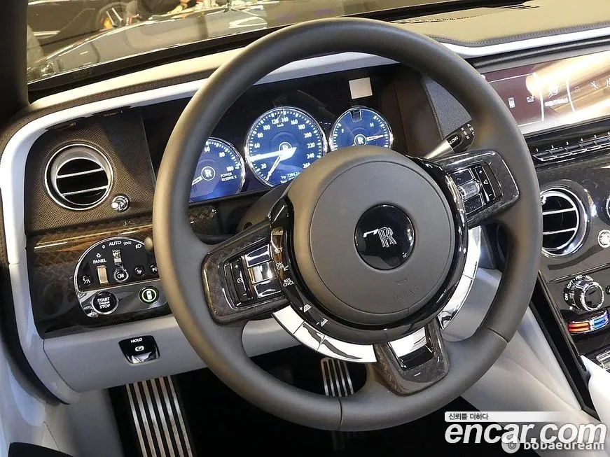 Rolls-Royce Cullinan id 2055847 из Кореи 17