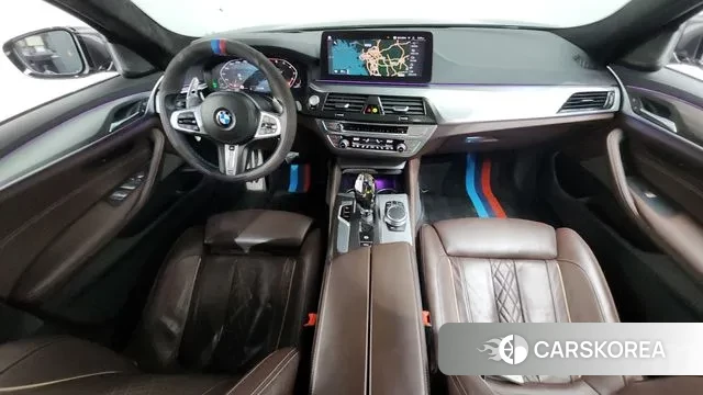 BMW 5 Series (G30) id 3438838 из Кореи 17