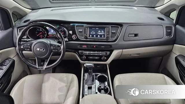 Kia The New Carnival id 3013879 из Кореи 17