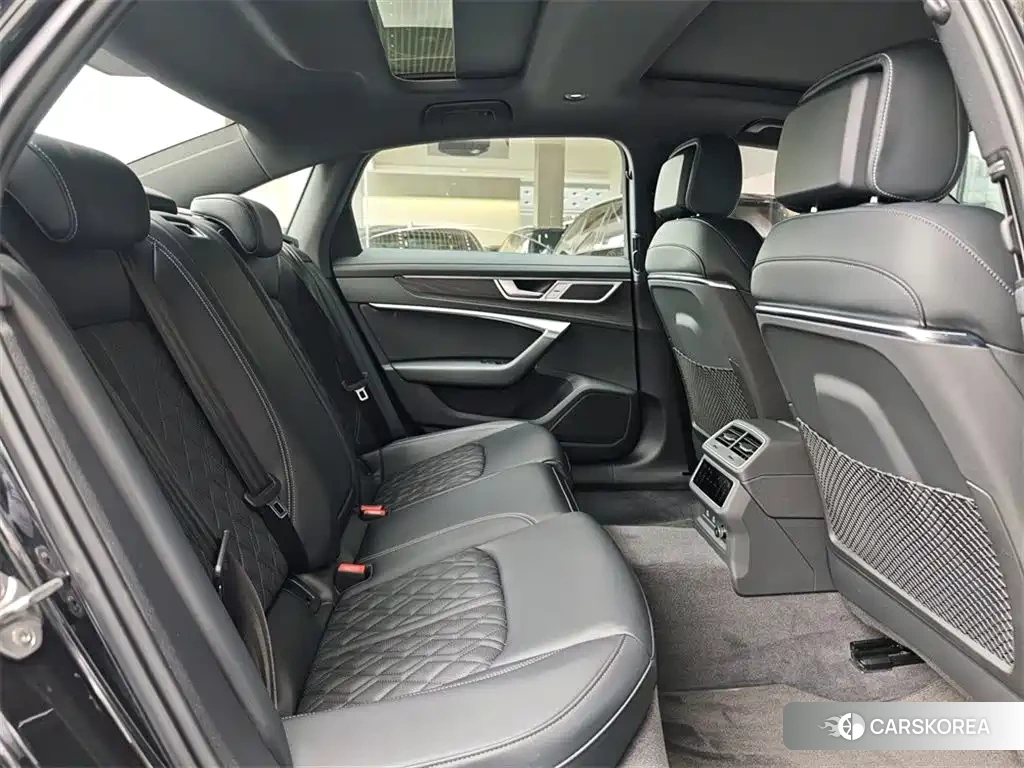 Audi A6L id 4538829 из Китая 13