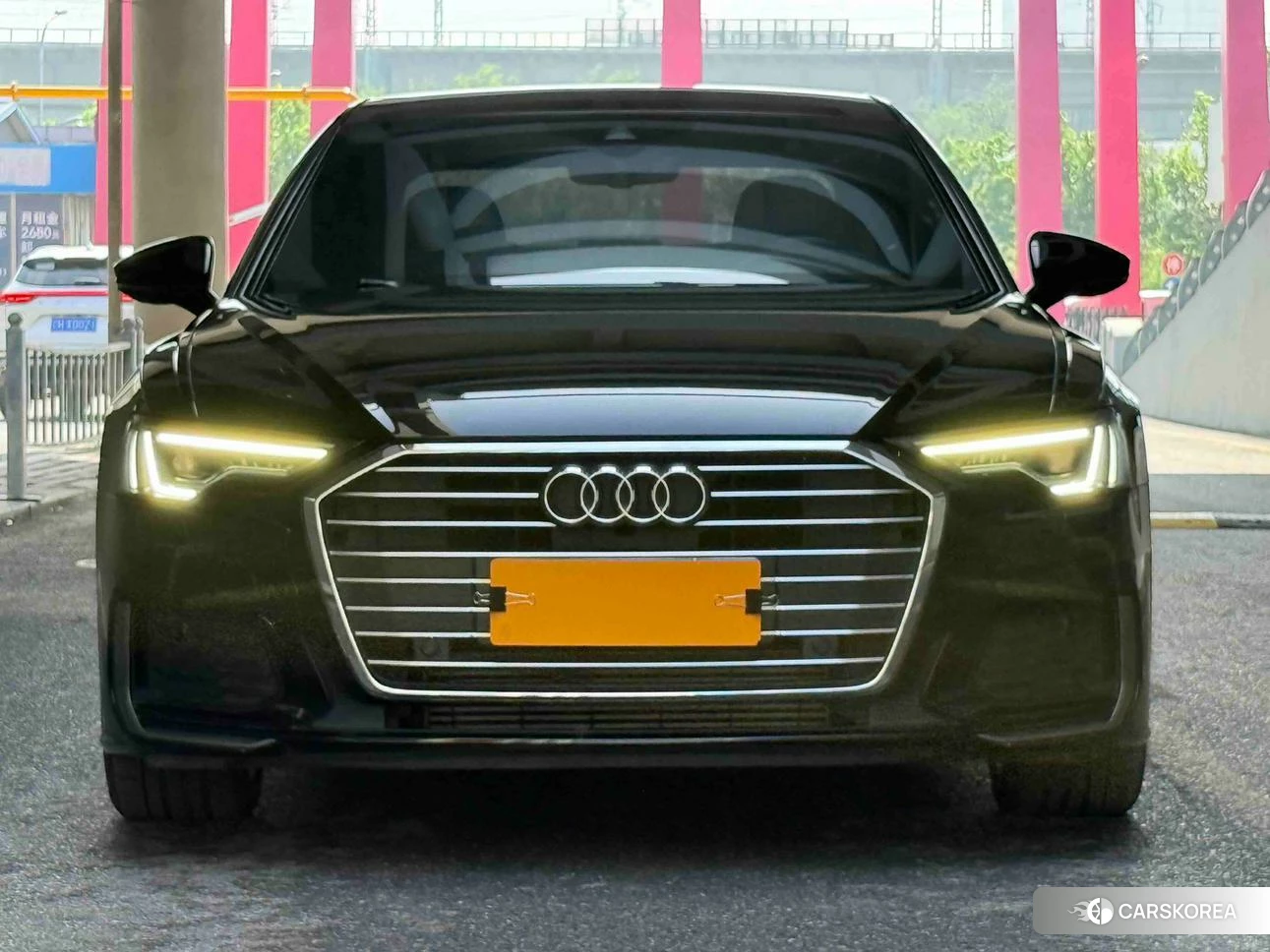 Audi A6L id 4479282 из Китая 9