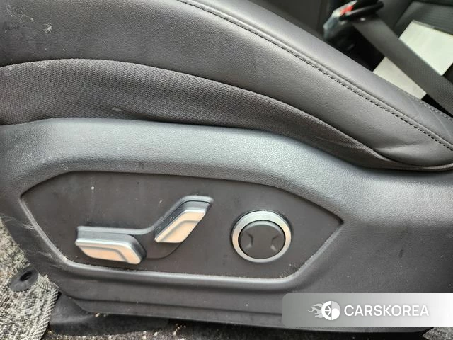 Hyundai Santa Fe (MX5) id 4560231 из Кореи 13
