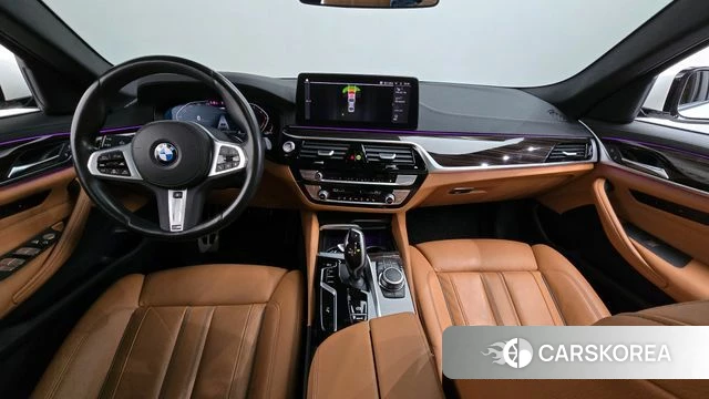 BMW 5 Series (G30) id 4382614 из Кореи 29