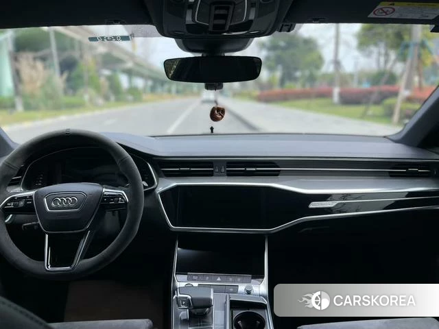 Audi A6L id 4276830 из Китая 7