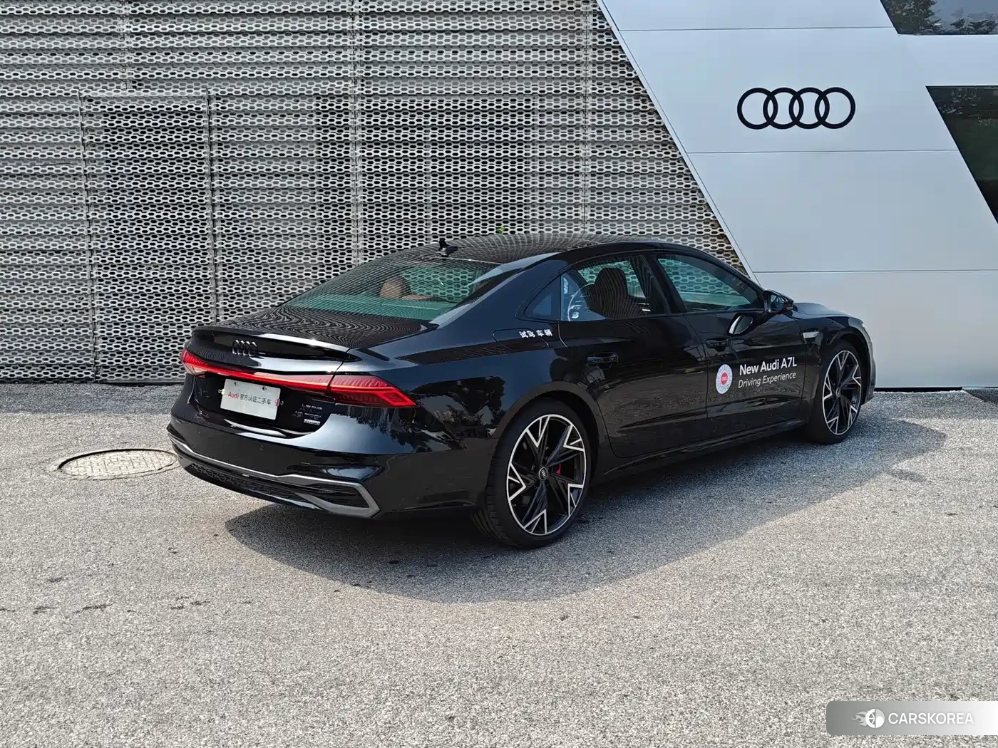 Audi A7L id 4686150 из Китая 14