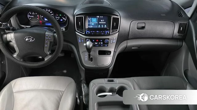 Hyundai The New Grand Starex id 4536358 из Кореи 17