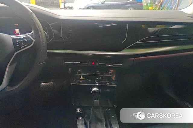 Volkswagen Passat id 4265039 из Китая 11