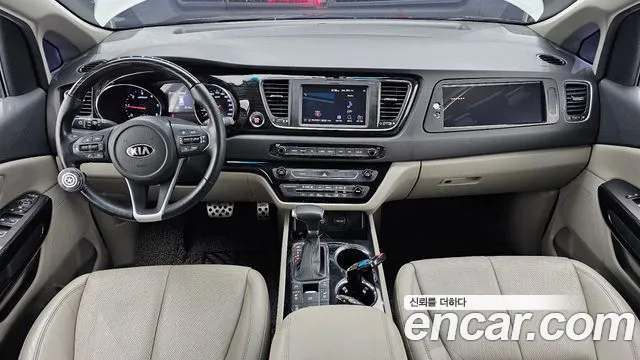 Kia The New Carnival id 2260325 из Кореи 17