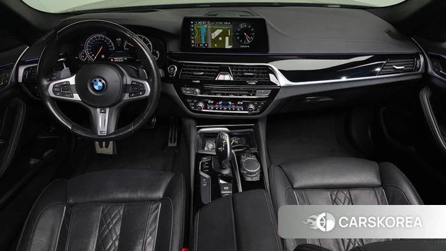 BMW 5 Series (G30) id 3808281 из Кореи 17