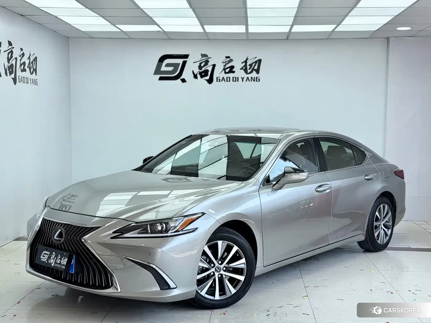 Lexus ES id 4514124 из Китая 26