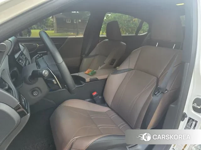 Lexus ES300h 7th generation id 3109749 из Кореи 17