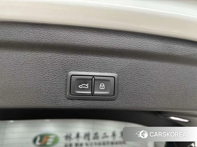Audi Q3 Sportback id 4261456 из Китая 30