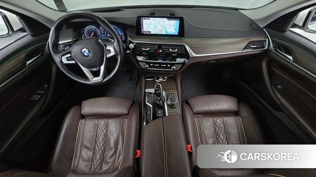 BMW 5 Series (G30) id 4900339 из Кореи 17