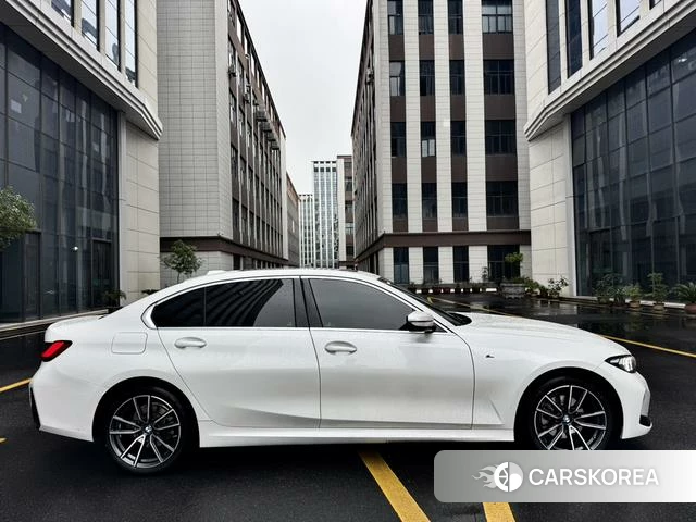BMW 3 series id 4275425 из Китая 15