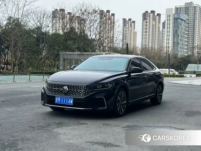 Volkswagen Passat id 4263842 из Китая 7