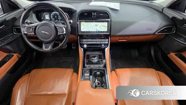 Jaguar XE id 3713639 из Кореи 17