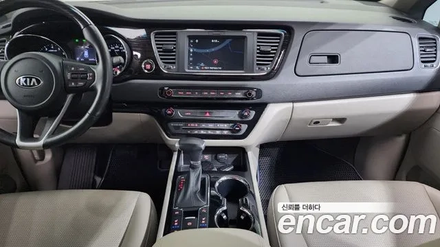 Kia The New Carnival id 2869971 из Кореи 17