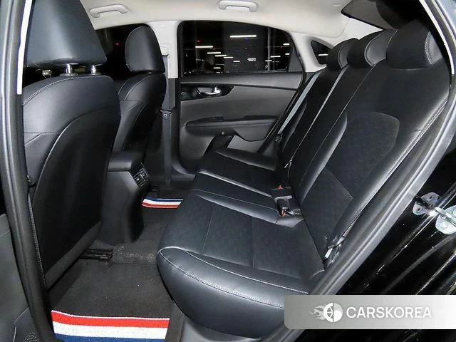 Kia Come New K3 id 4187698 из Кореи 15