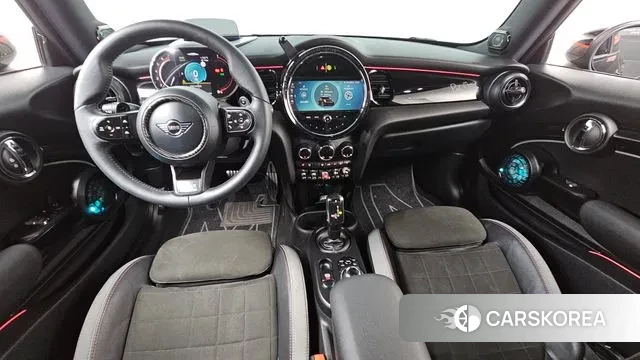 Mini Cooper S id 3300493 из Кореи 17