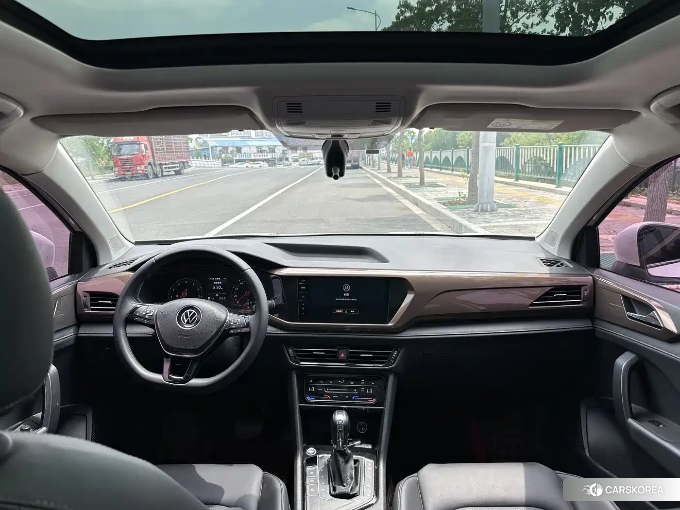Volkswagen Tharu id 4546218 из Китая 17