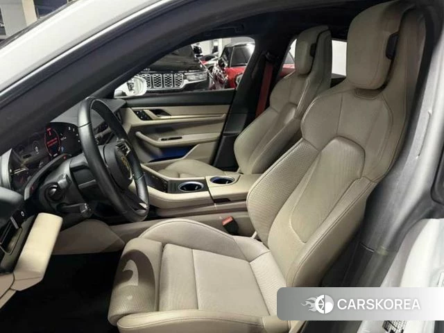 Porsche Taycan id 3934939 из Кореи 16