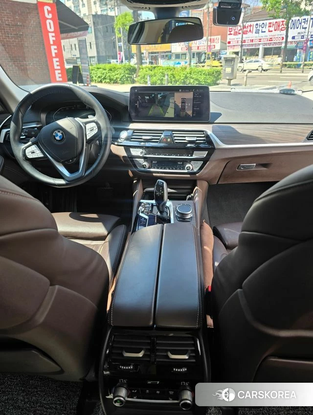 BMW 5 Series (G30) id 4274919 из Кореи 7