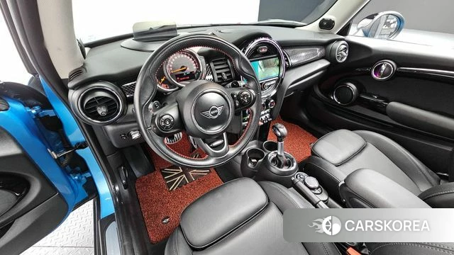 Mini Cooper S id 4430407 из Кореи 27