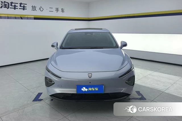 Roewe D7 EV id 4212511 из Китая 14