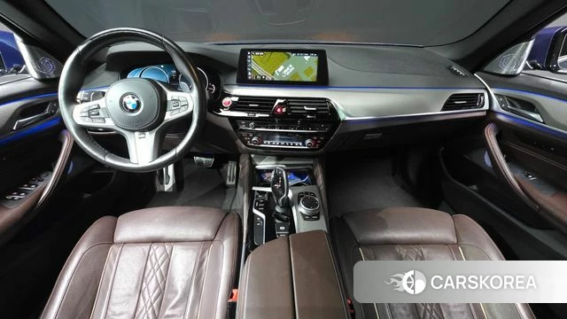 BMW 5 Series (G30) id 3821101 из Кореи 17