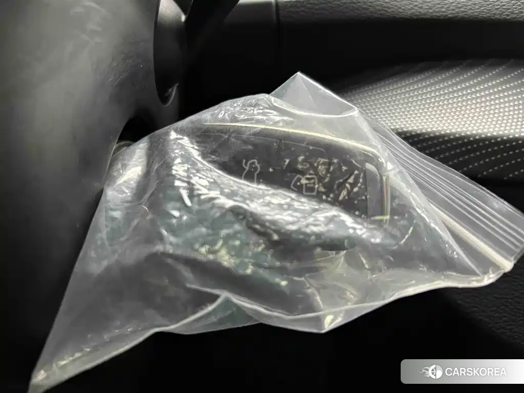 Audi Q2L id 4628405 из Китая 20