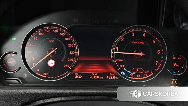BMW 3 Series (F30) id 4647770 из Кореи 31