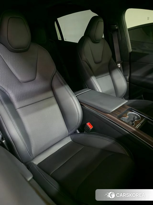 Tesla Model X id 4761978 из Кореи 7