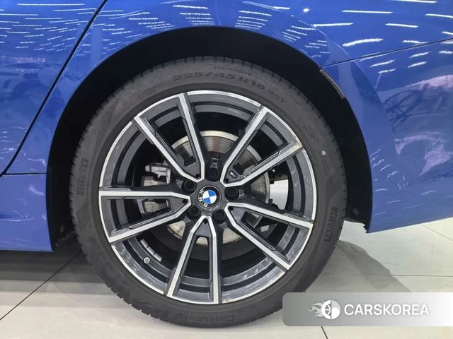 BMW 3 series id 4256910 из Китая 18