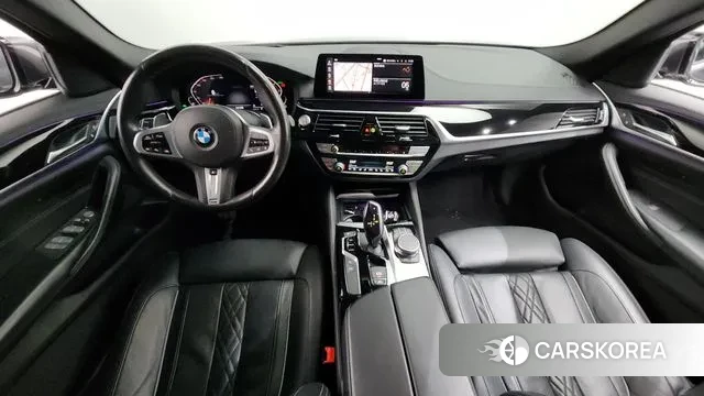 BMW 5 Series (G30) id 3666462 из Кореи 17