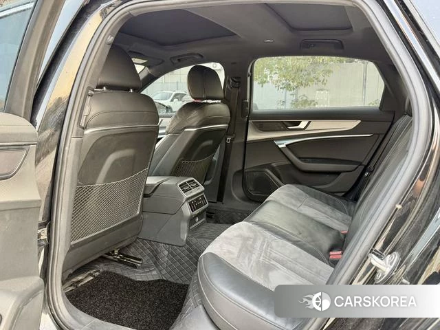Audi A6L id 4256723 из Китая 14