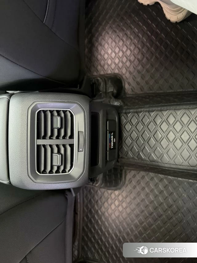 Volkswagen Tiguan L id 4271184 из Китая 20