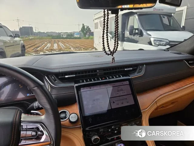 Jeep Grand Cherokee (WL) id 3196772 из Кореи 9