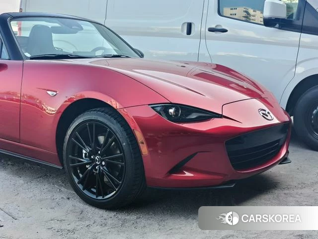 Mazda MX-5 id 4259552 из Китая 7