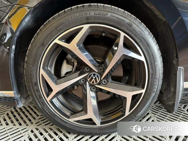 Volkswagen Magotan id 4328466 из Китая 7