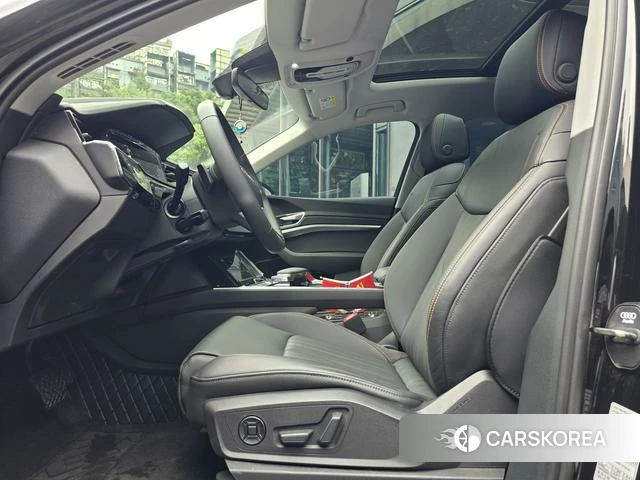 Audi e-tron id 4279175 из Китая 15