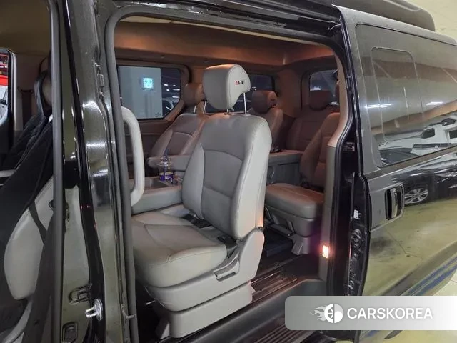 Hyundai The New Grand Starex id 3413008 из Кореи 17