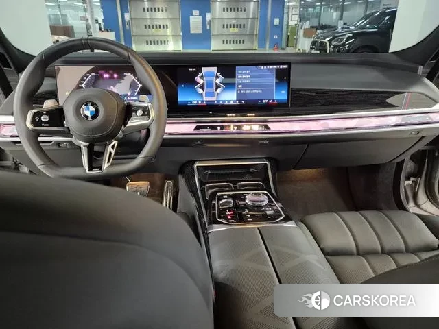 BMW 7 Series (G70) id 3338480 из Кореи 17