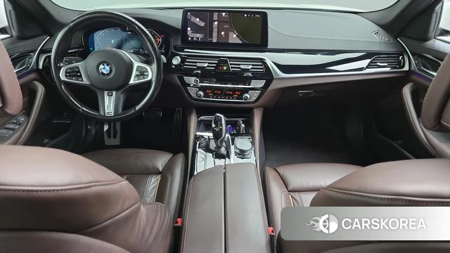 BMW 5 Series (G30) id 4651248 из Кореи 29