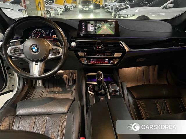 BMW 5 Series (G30) id 3866966 из Кореи 17